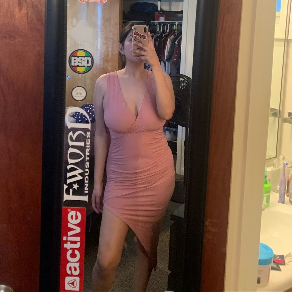 Mauve pink ribbed fitted dress